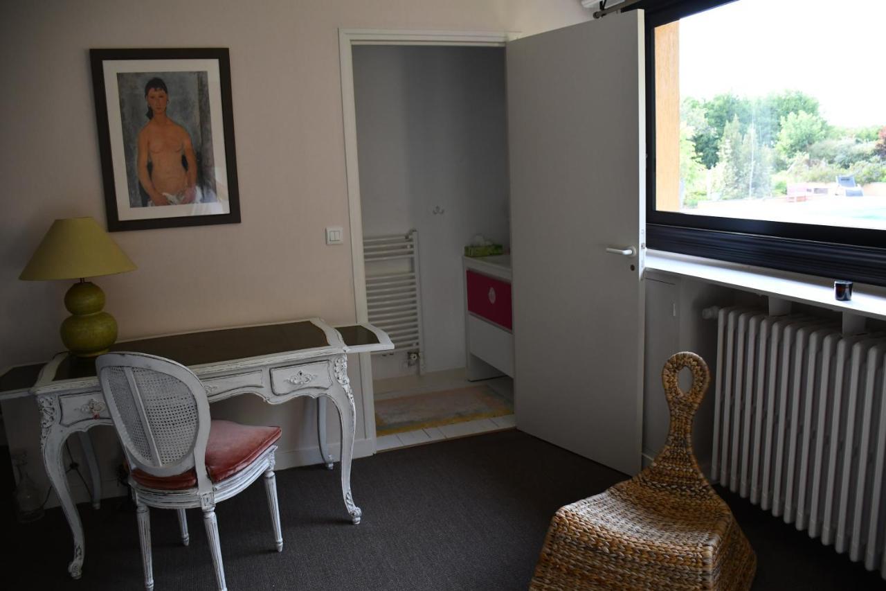 Appartement La Californie à Changé Extérieur photo
