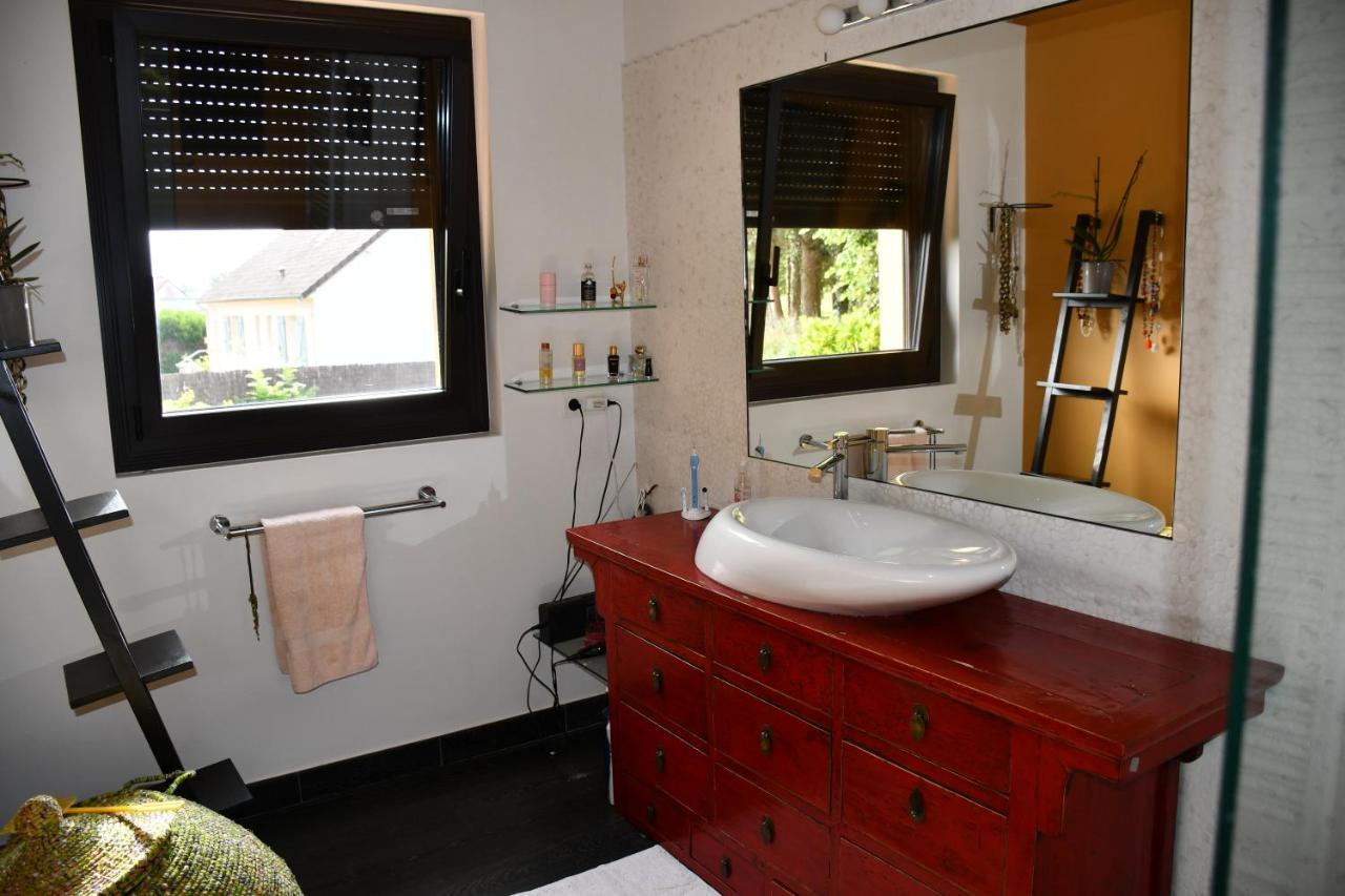 Appartement La Californie à Changé Extérieur photo