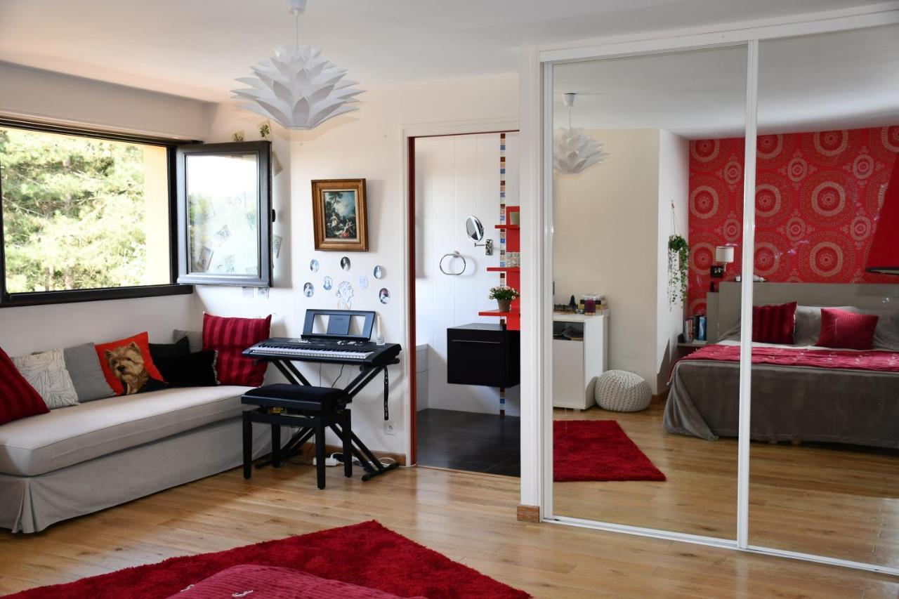 Appartement La Californie à Changé Extérieur photo